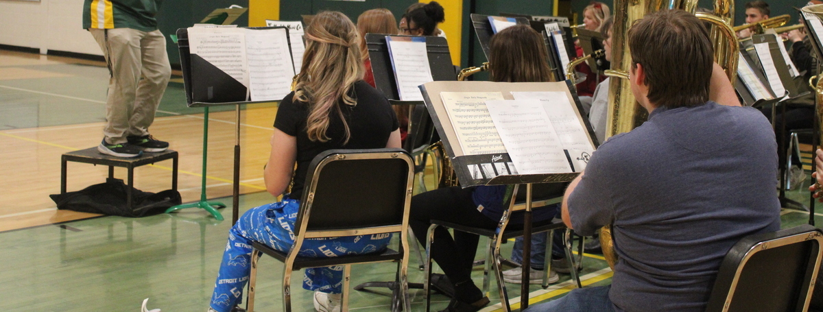 Band Plays Vets Day